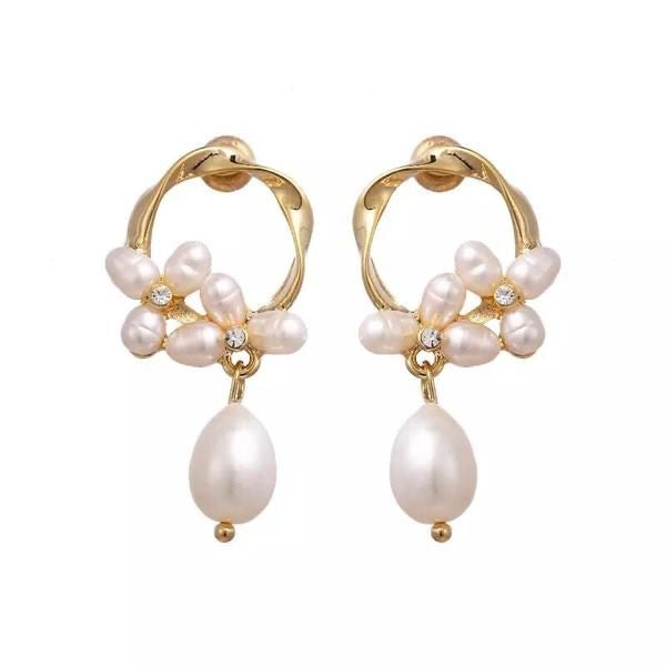 Fiona Fresh water pearl earrings