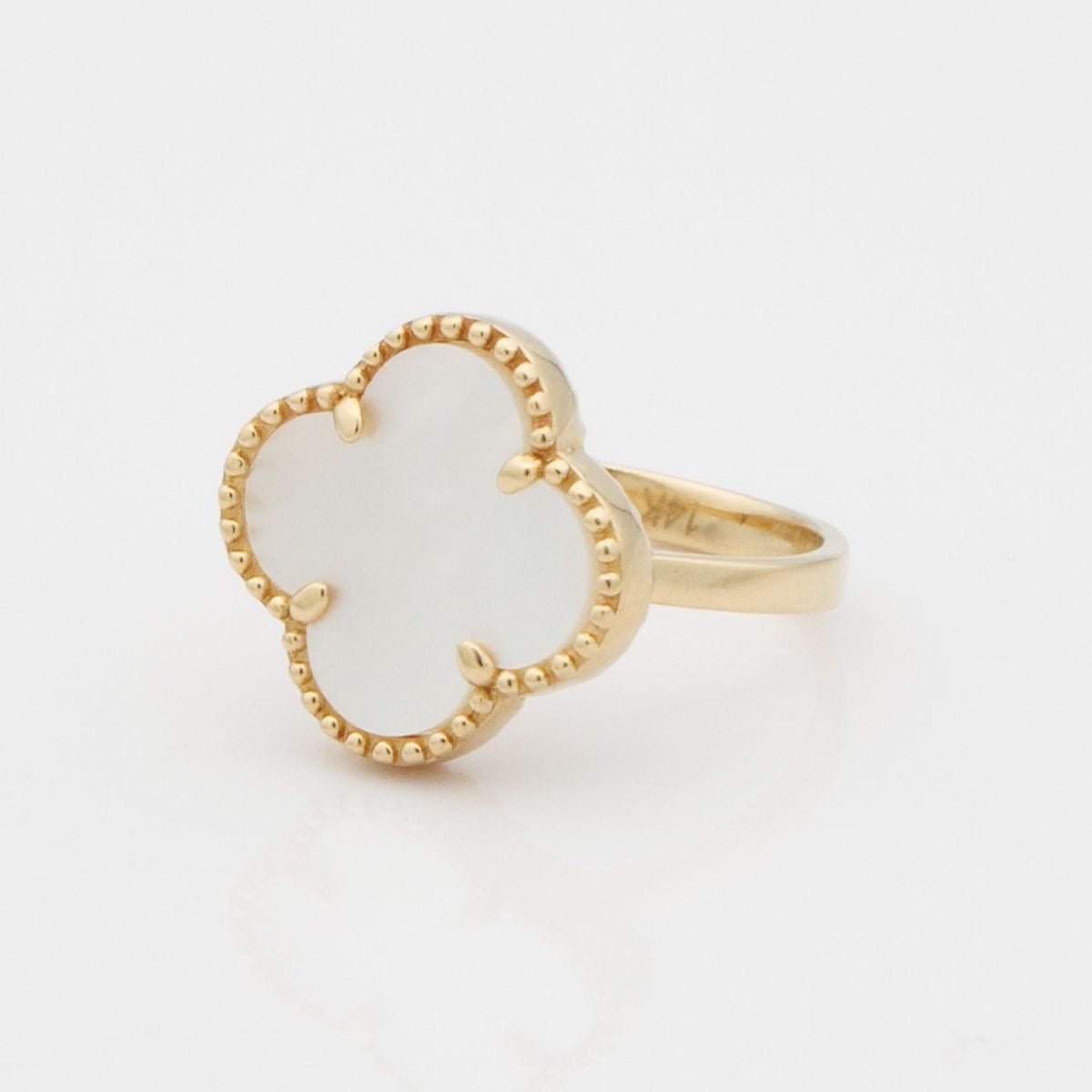 Noir Clover Ring