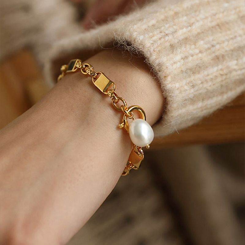 Mutiara Bracelet